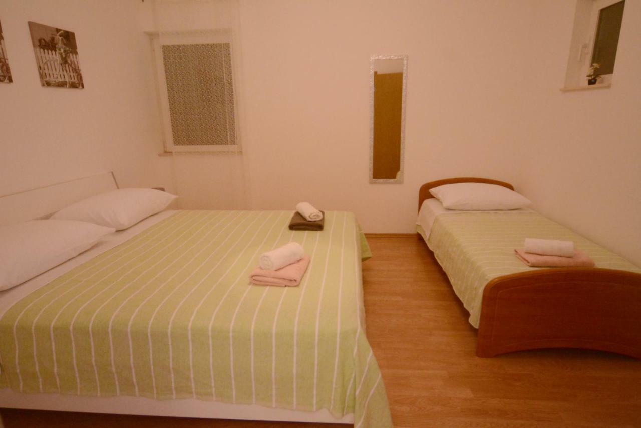 Appartement Arija à Bilice Extérieur photo